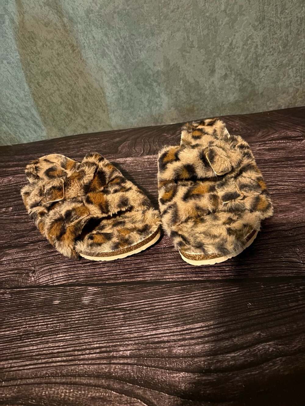 Fitory Slide Sandals Size 10 Leopard Print Faux Fur Buckle